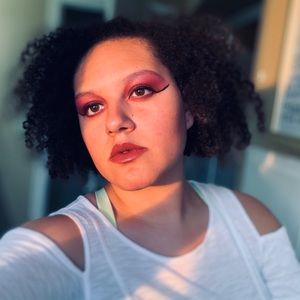 Meet your Posher, Maddie